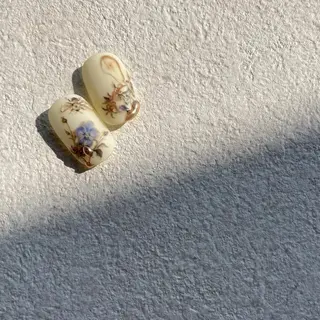 ネイル lilbondir. chiharuのネイルデザイン