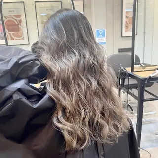 セミロング カラー ヘアアレンジ アンドウ ユウ/ レイヤーカット/韓国のヘアスタイル