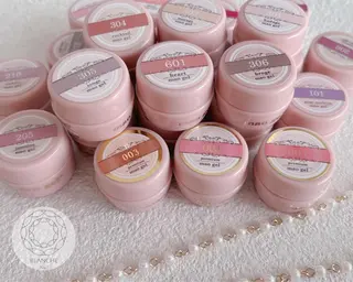 ネイル BLANCHE Nailのネイルデザイン