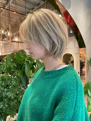 ショート カラー ボブ/ショート/ 縮毛矯正⚜️工藤昴のヘアスタイル