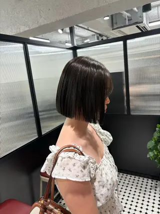 セミロング カラー 韓国ヘア暗髪 ダブルカラーメンズ可のヘアスタイル