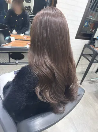 ロング カラー ヘアアレンジ kei/透明感カラー /ベージュ/髪質改善のヘアスタイル