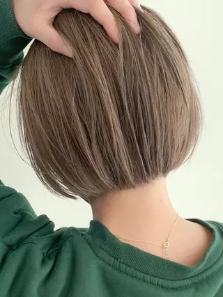 カラー 伊藤 歩のヘアスタイル