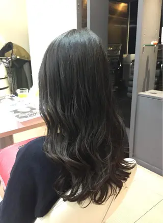 ロング カラー 貴方に似合うを見つけ ます🌱市川リョウカのヘアスタイル