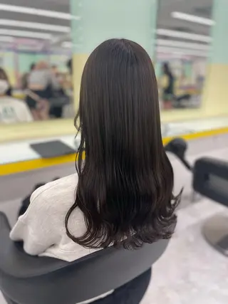 ミディアム カラー ヘアアレンジ ☁️縮毛矯正✖️ 透明感☁️りくのヘアスタイル