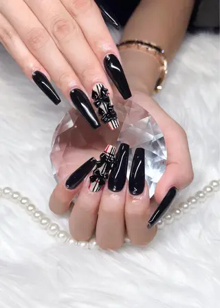 ネイル Kobayashi Komugiのネイルデザイン