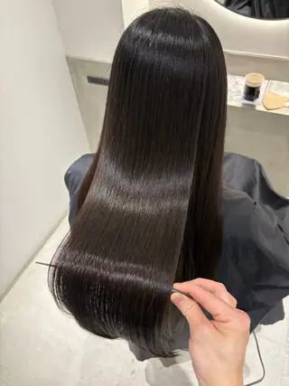 ロング eN° by youres hair 飯田橋店【エン バイ ユアーズヘア】所属・髪質改善&縮毛矯正 🍀本木ヨシヒサのヘアスタイル