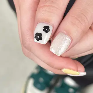 ネイル salon mowa所属・mowa 🌿‬ kanaのネイルデザイン