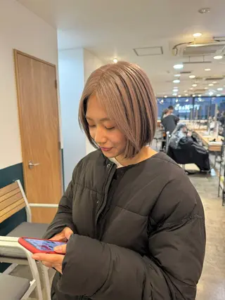 ショート カラー 聖斗 /ハイトーン/パーマのヘアスタイル