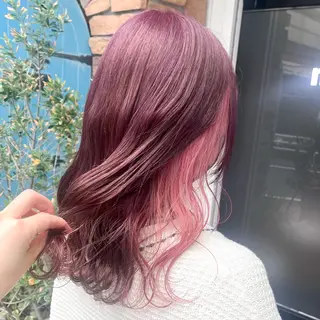 ミディアム カラー 伊藤 玲衣のヘアスタイル