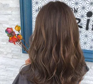 セミロング カラー パーマ 美容室 ソンリエのヘアスタイル