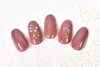 ネイル ゲン レイカのネイルデザイン