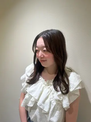 セミロング 福田 栞里のヘアスタイル