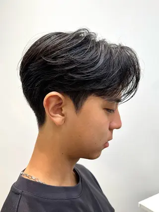 メンズ kalm所属・✵TAKUMI/ 横浜/センターパートのヘアスタイル