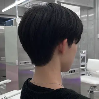 ショート カラー パーマ ヘアアレンジ メンズ パク・ボミン小野リエ 韓国ハーフ🦊のヘアスタイル