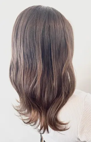 セミロング カラー FLAGS YAMATOのヘアスタイル
