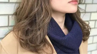 ミディアム カラー ウエモト タク ショート/レイヤーのヘアスタイル