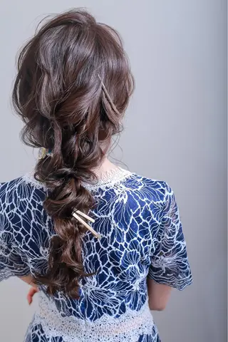 ロング ヘアアレンジ 伊藤 裕貴のヘアスタイル