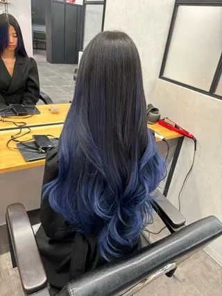 ロング カラー L.OSAKA 心斎橋店所属・大徳 蓮のヘアスタイル