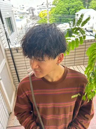 パーマ メンズ 艶カラー/レイヤー /メンズ/マツエクのヘアスタイル