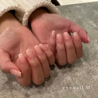 ネイル SHIORI 🤍のネイルデザイン