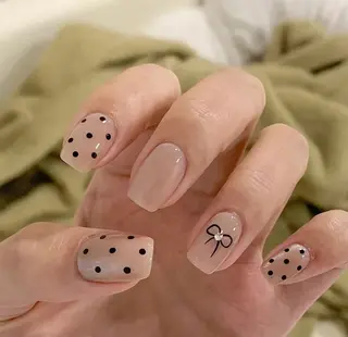 ネイル 高木 維麗絲のネイルデザイン