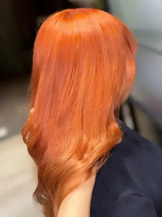 カラー オリタ ルカのヘアスタイル