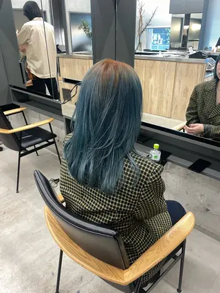 カラー 佐伯 和佳のヘアスタイル