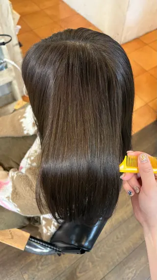 セミロング カラー chacha blanc元山のヘアスタイル