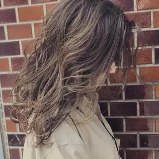 セミロング Musiiik hairのヘアスタイル