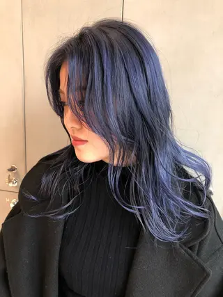 セミロング カラー 古屋 花織のヘアスタイル