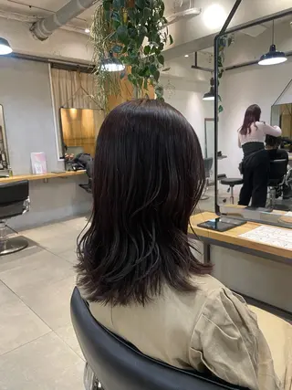 ミディアム カラー lomalia suwaのヘアスタイル
