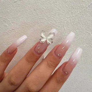 ネイル Bianca 渡邉🫧のネイルデザイン