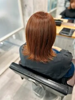 ミディアム newi 赤羽のヘアスタイル