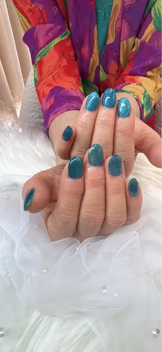 ミディアム Cosmos Naomiのネイルデザイン