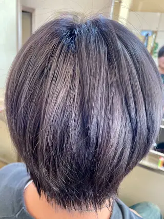 ショート カラー ヤマウチ  ヒデキのヘアスタイル