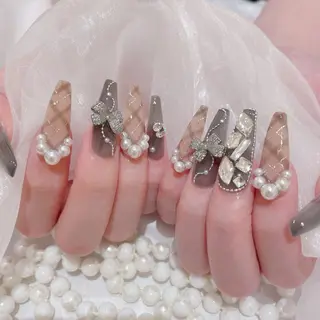 ネイル 菅谷 百花のネイルデザイン
