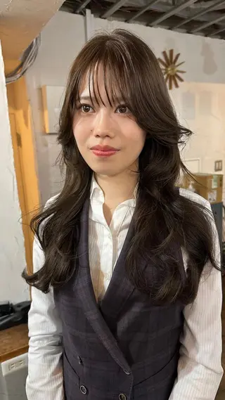 ロング カラー フリーランス所属・韓国ヘア レイヤー くびれヘアMATSUのヘアスタイル