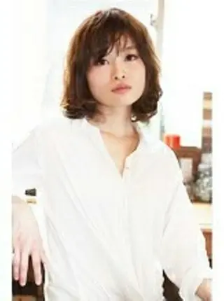 ミディアム ＦＵＮＩＣ ファニックのヘアスタイル