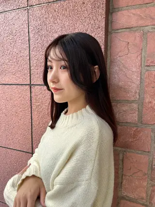 セミロング カラー 岡田 知佳のヘアスタイル