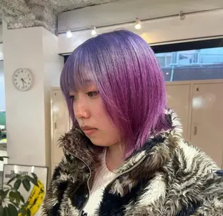 ミディアム 🌺艶ハイトーン／ ハルカ🌺のヘアスタイル