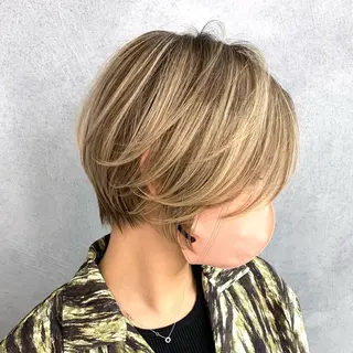 ショート ヤマモト ユウキのヘアスタイル