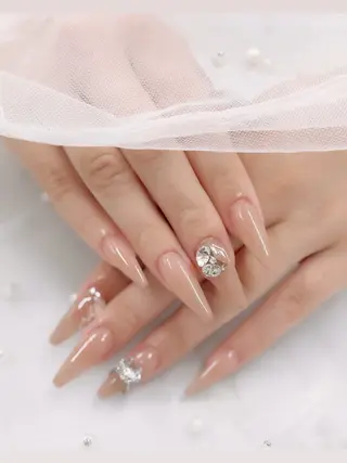 ネイル EmaNail所属・EmaNail天満橋 🦋Chikaのネイルデザイン