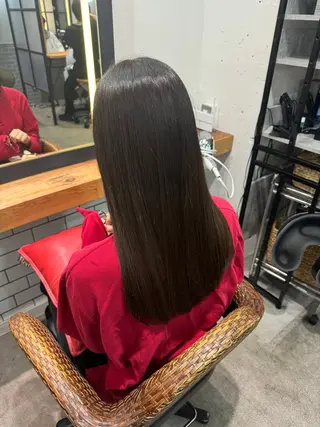 セミロング red neo あいりのヘアスタイル