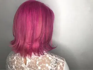 ミディアム カラー ヘアアレンジ アイブロウモデル 募集中のヘアスタイル