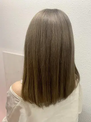 カラー 透明感ベージュ🪽 髪質改善🤎Rinのヘアスタイル