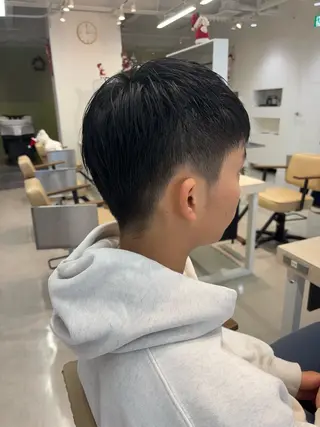 メンズ メンズパーマ/ スパイキー/フェードのヘアスタイル