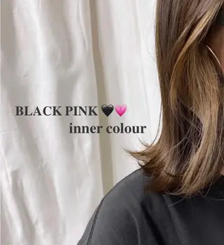 カラー フクダ ジュリのヘアスタイル