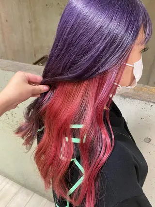 ロング カラー エクステ／インナー カラー 礒野朱里のヘアスタイル