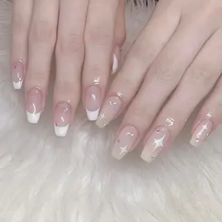 ネイル Mari 🎀六月移転のネイルデザイン